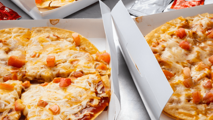 Taco Bell’s Mexican pizza is back, and fans are fired up